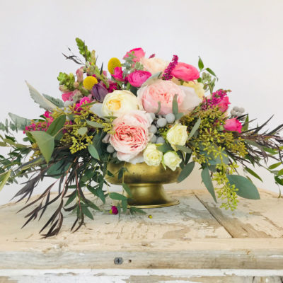 Elegant Garden Roses and Ranunculus