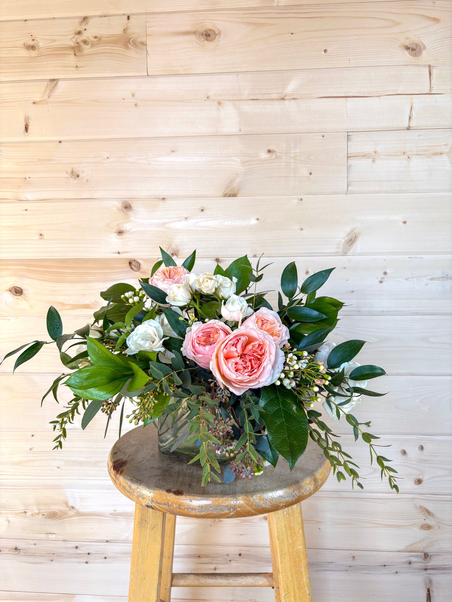 Garden Roses with Spray Roses