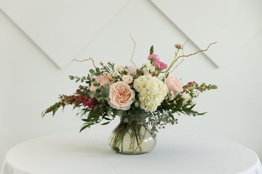 Garden Roses with Hydrangea